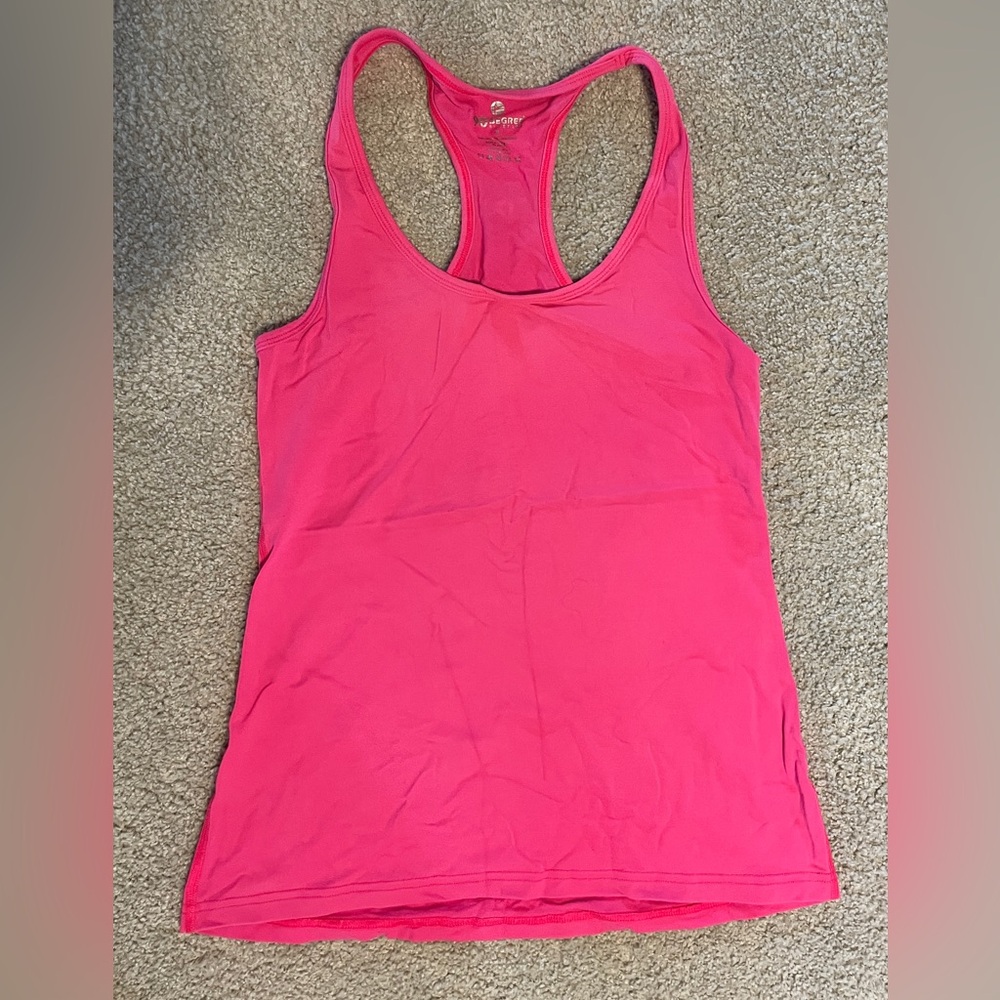 Athletic tank top